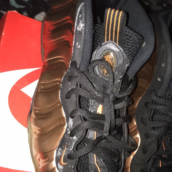 Shoes - Picture 2 of 4